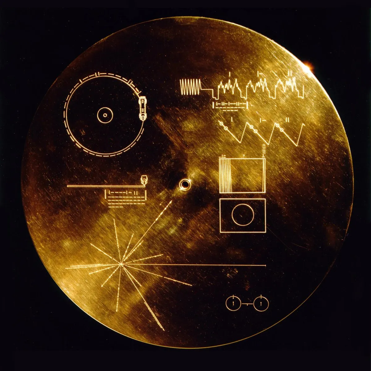 The Voyager Golden Record cover diagram